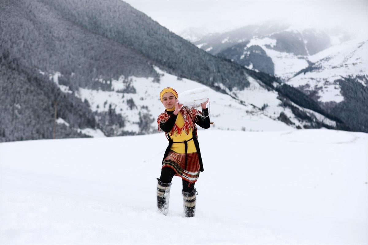 Rize'de lazboard ile kayak şenliği yapıldı