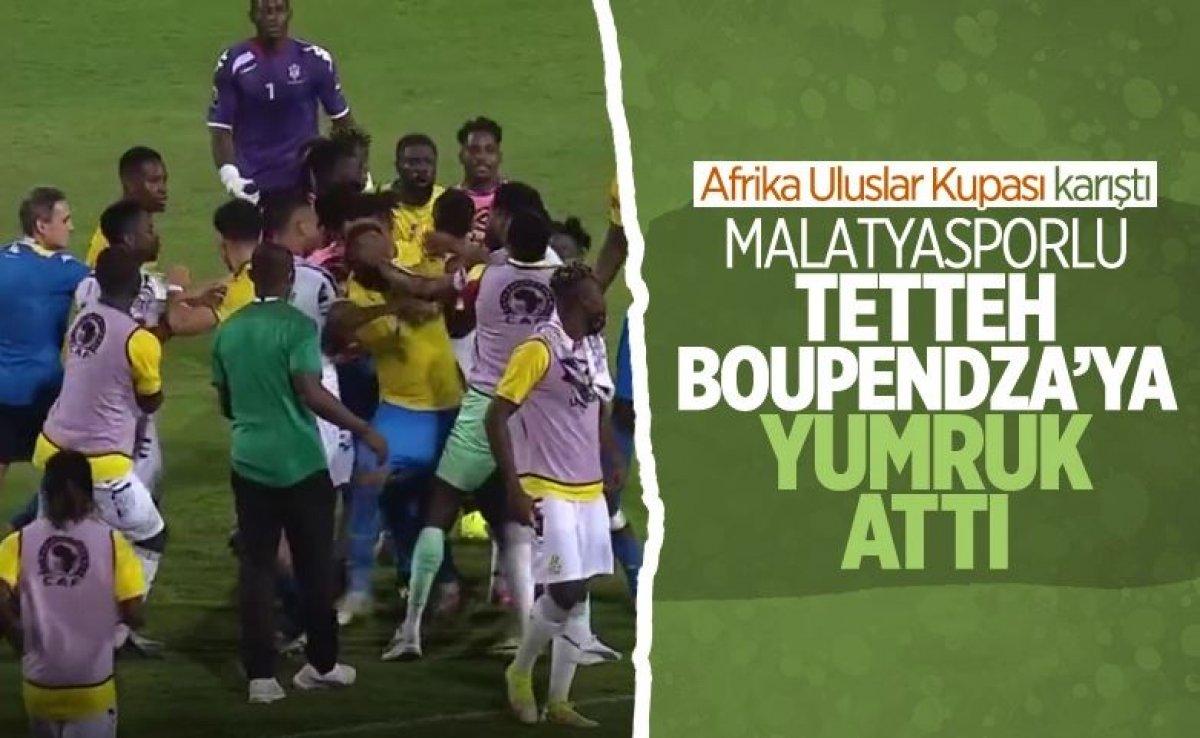 Hakemden Mohamed Salah'a: Al sen yönet maçı