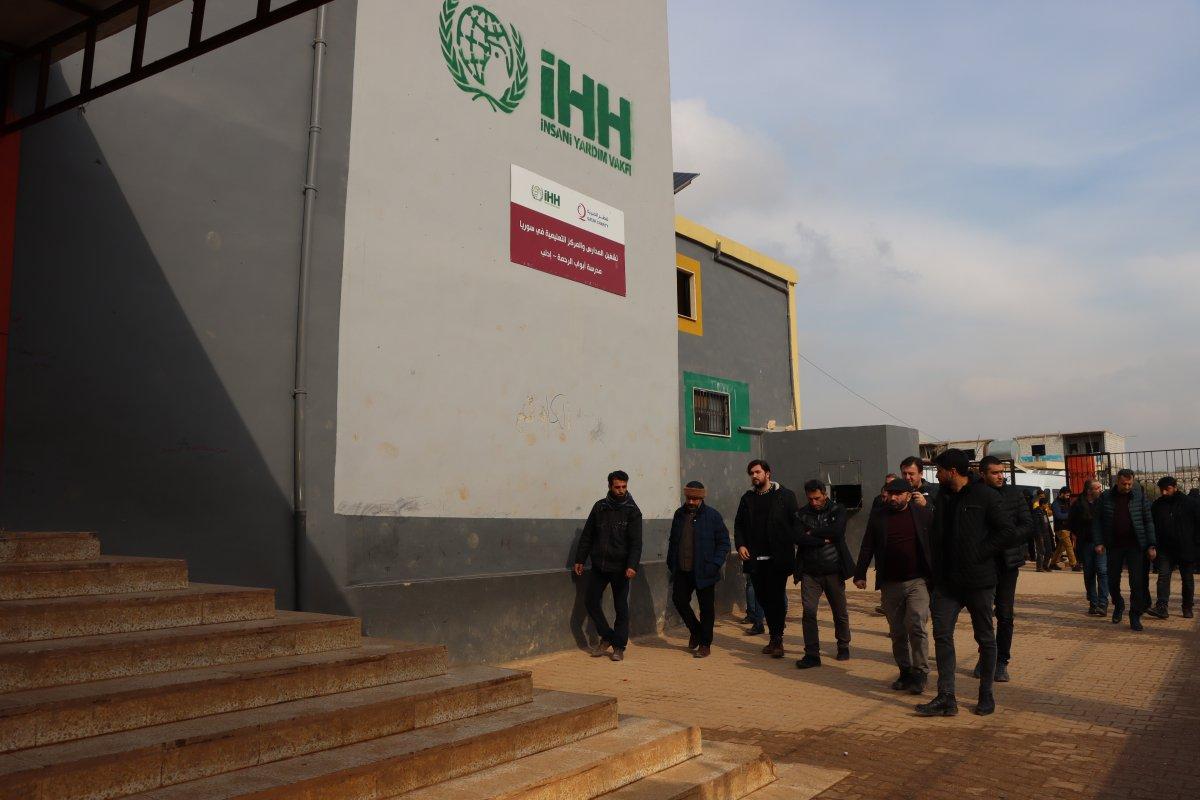 Gazeteciler, iyilik nöbeti için Suriye’ye gitti