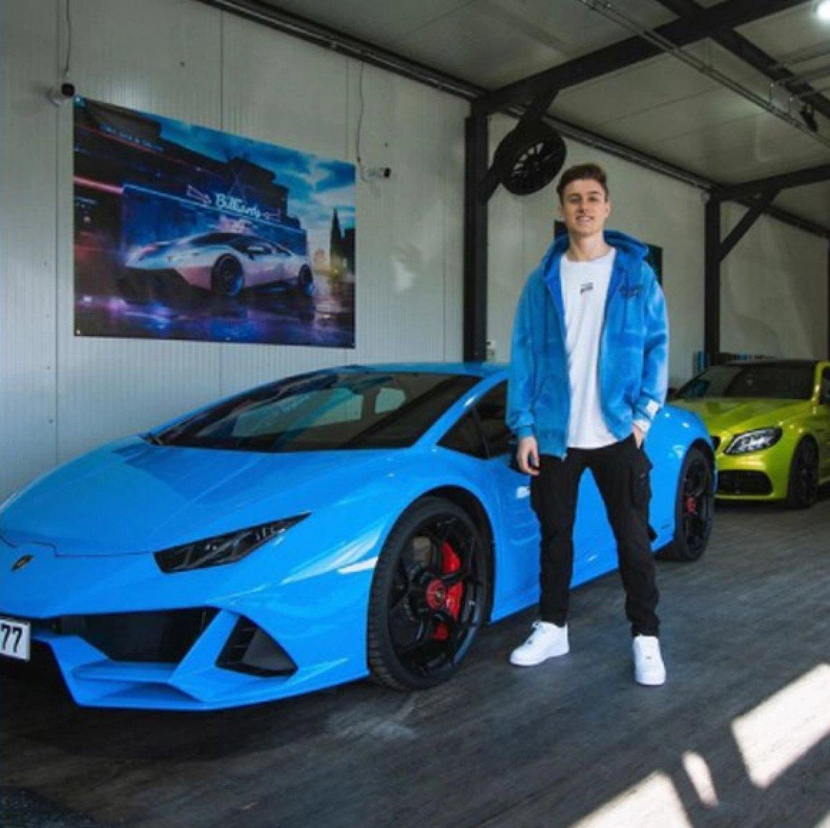 Alman YouTuber, sanal maymun için Lamborghini'sini sattı