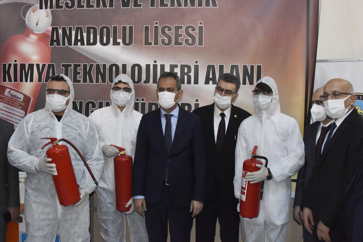 Bakan Mahmut Özer: 50 derslikte yüz yüze eğitime ara verildi