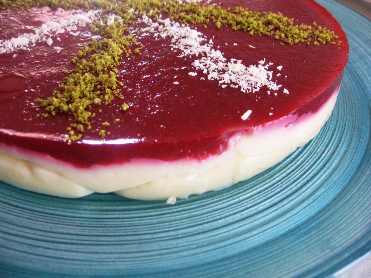 Meclis tatlısı 'Vişneli Tayfır' nedir, nasıl yapılır? Milletvekilleri çok seviyor...