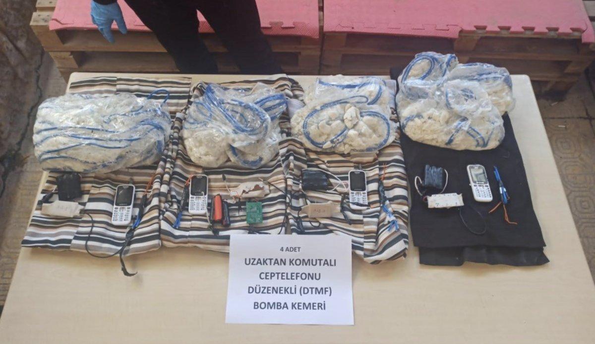 Afrin'de 4 terörist patlayıcı ile yakalandı