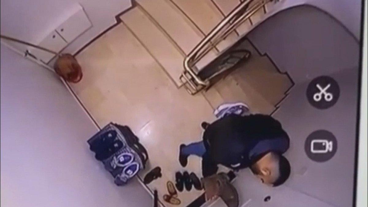 Esenler'de ayakkabı çalan hırsız merdivenlerden düştü