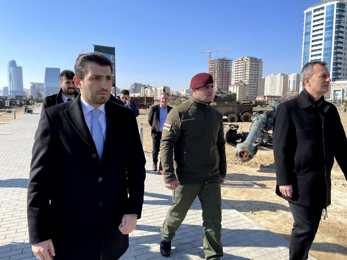Selçuk Bayraktar'dan Azerbaycan'daki Ganimetler Parkı'na ziyaret