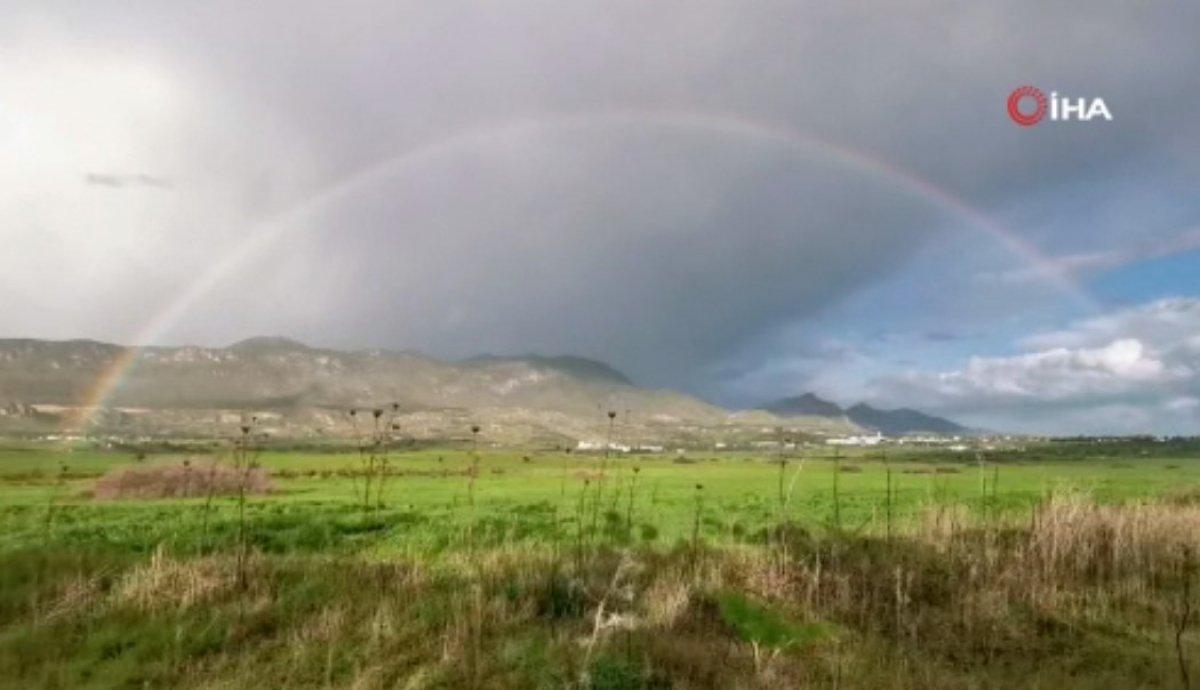 KKTC'de yağmur sonrası gökkuşağı