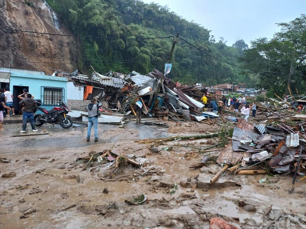 Kolombiya'da toprak kayması: 14 ölü