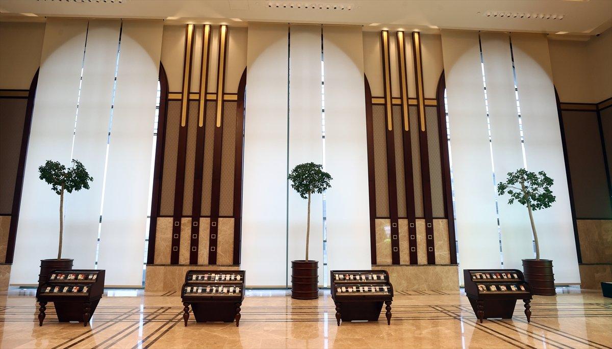 Cumhurbaşkanı Erdoğan'ın topladığı sigara paketleri sergileniyor