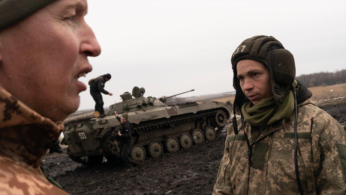 Ukrayna, Donbas yakınına 120 bin asker sevk etti