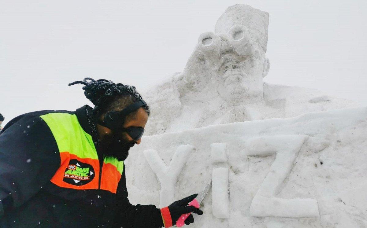 Çıldır Gölü'ne 'Atatürk' heykeli