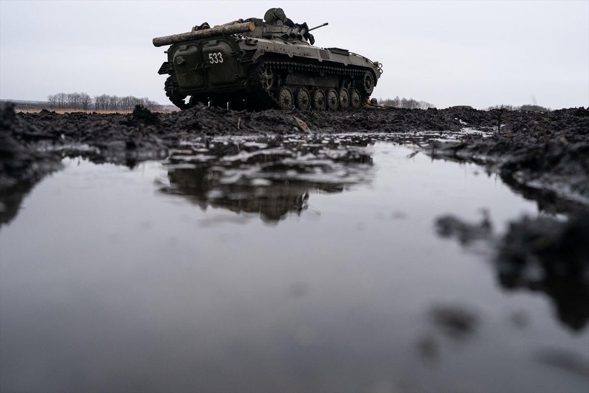 Ukrayna, Donbas yakınına 120 bin asker sevk etti