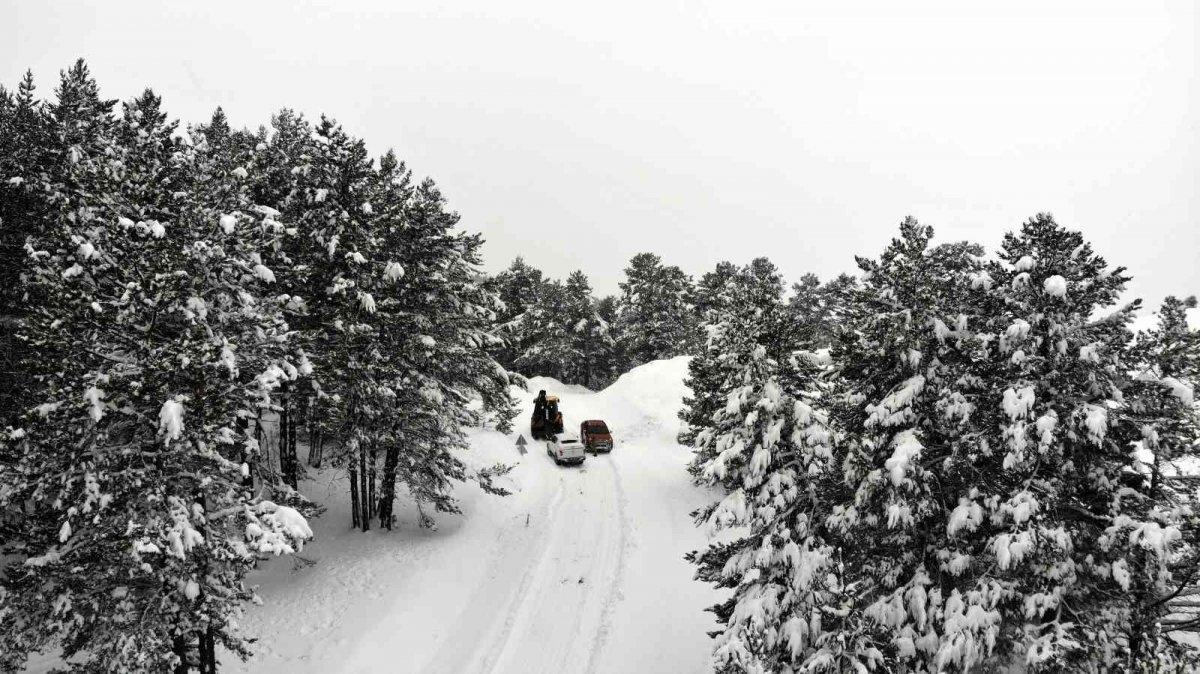 Erzincan'da kar yağışı, yüksek kesimlerde etkisini artırdı