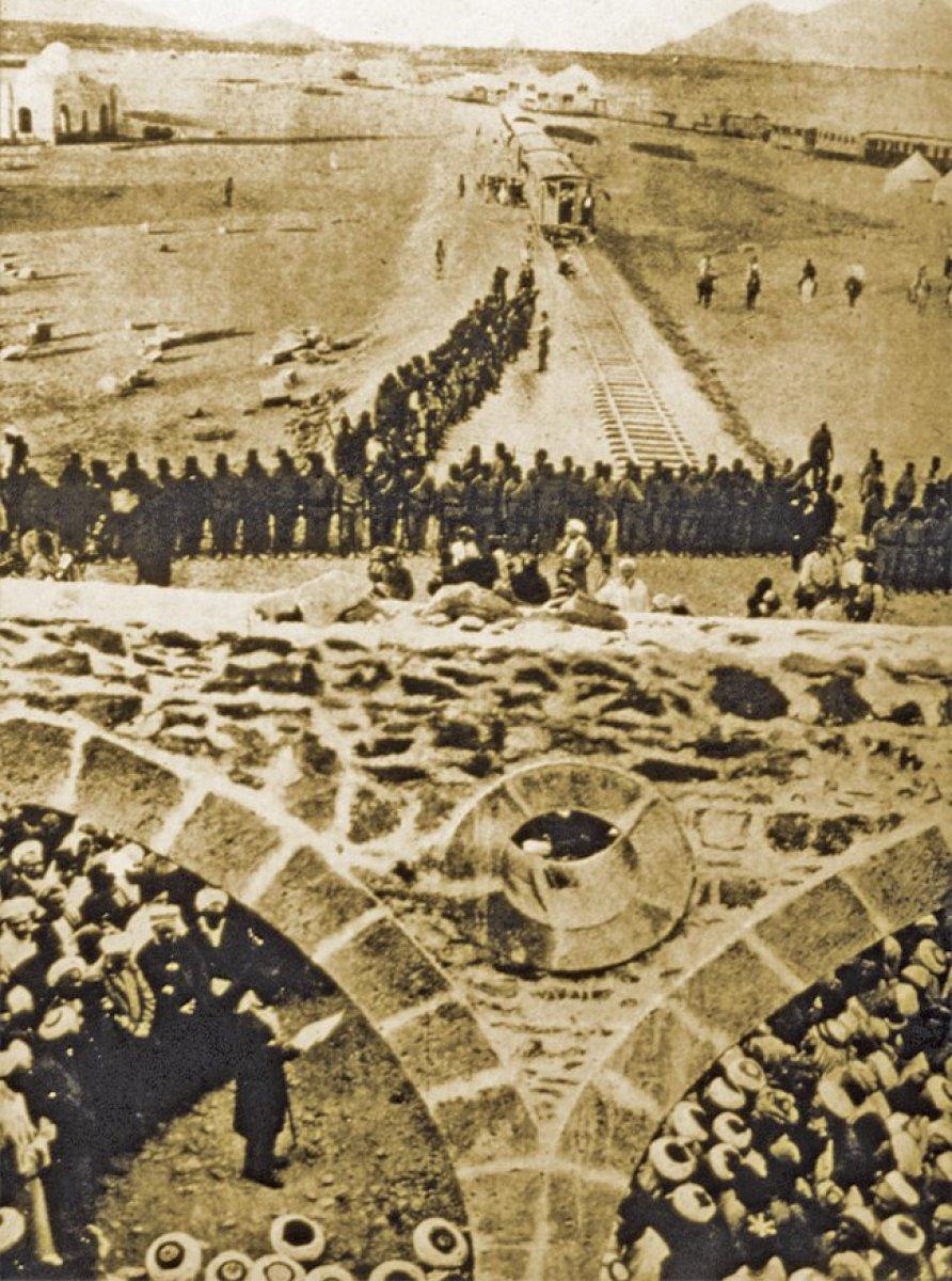 Sultan Abdulhamid Han anılıyor