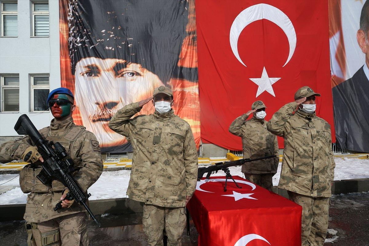 Muş'ta 20 güvenlik korucusu göreve başladı