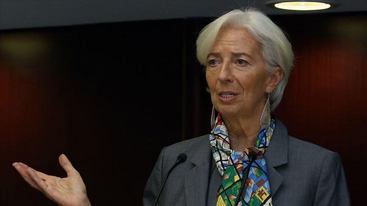 Christine Lagarde'dan faiz uyarısı