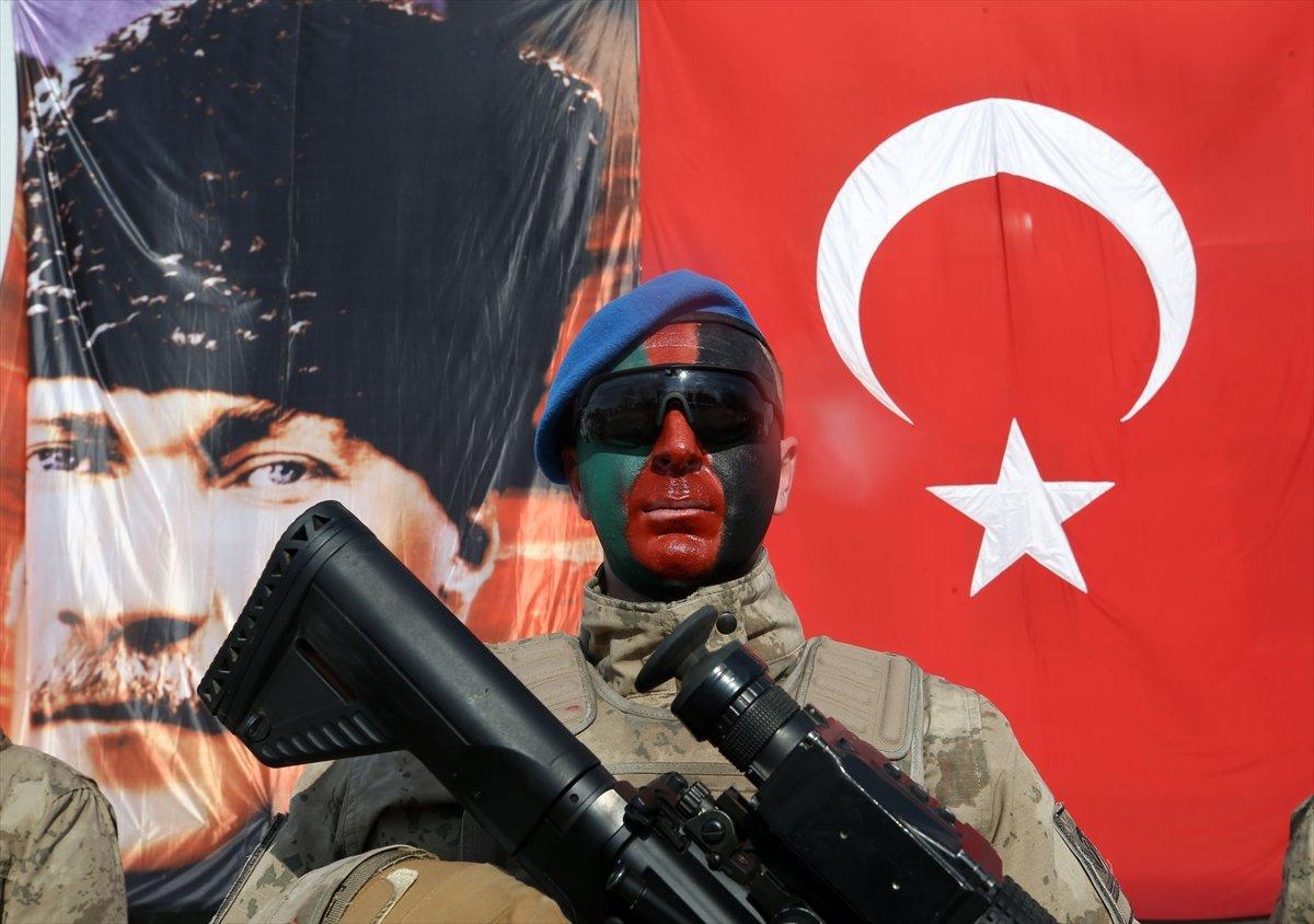 Muş'ta 20 güvenlik korucusu göreve başladı