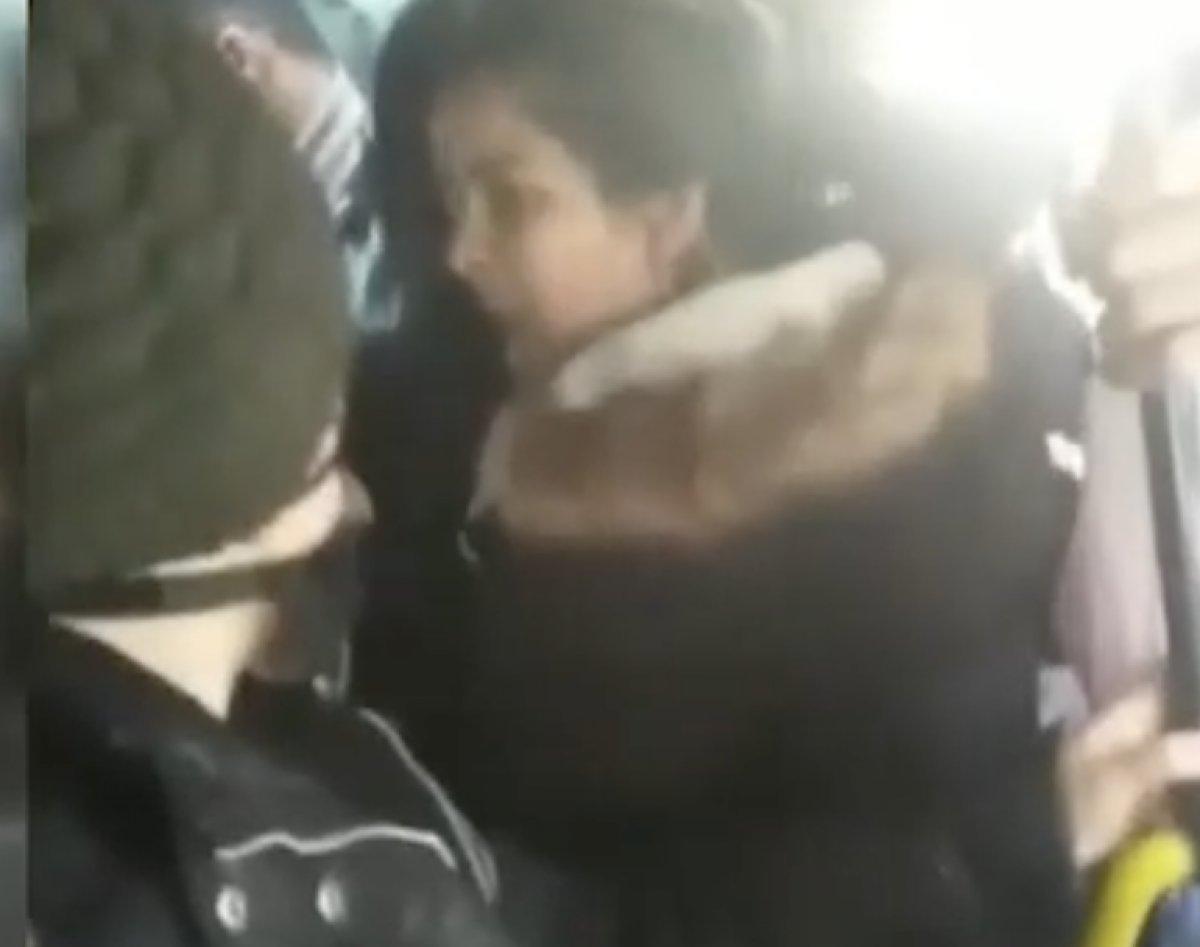 Büyükçekmece'de minibüste maske tartışması