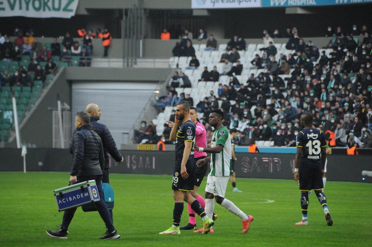 Serdar Dursun kırık şüphesiyle hastaneye kaldırıldı