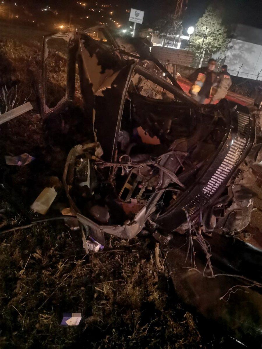 Trabzon'da feci kaza: 1 ölü, 4 yaralı