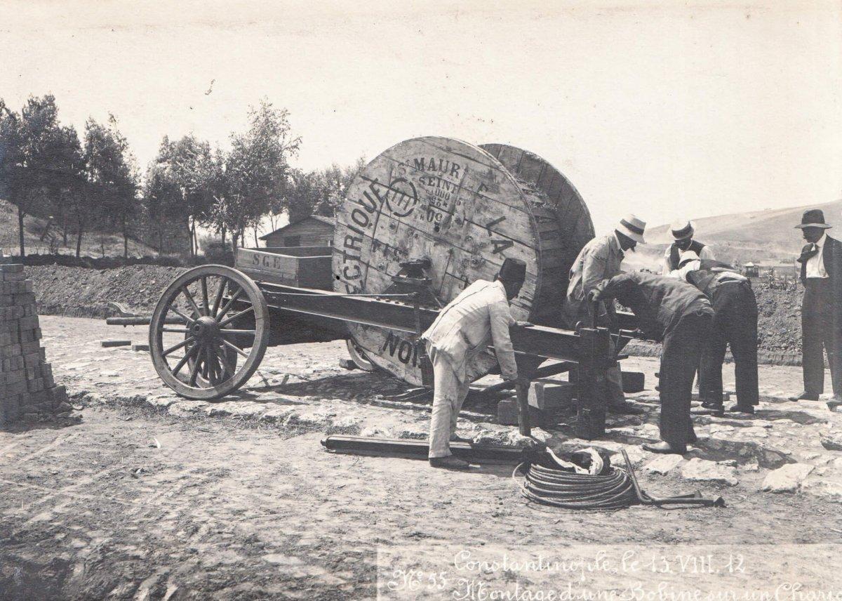 Vakanüvis, elektriğin tarihi sürecini ve getirdiği değişimleri kaleme aldı