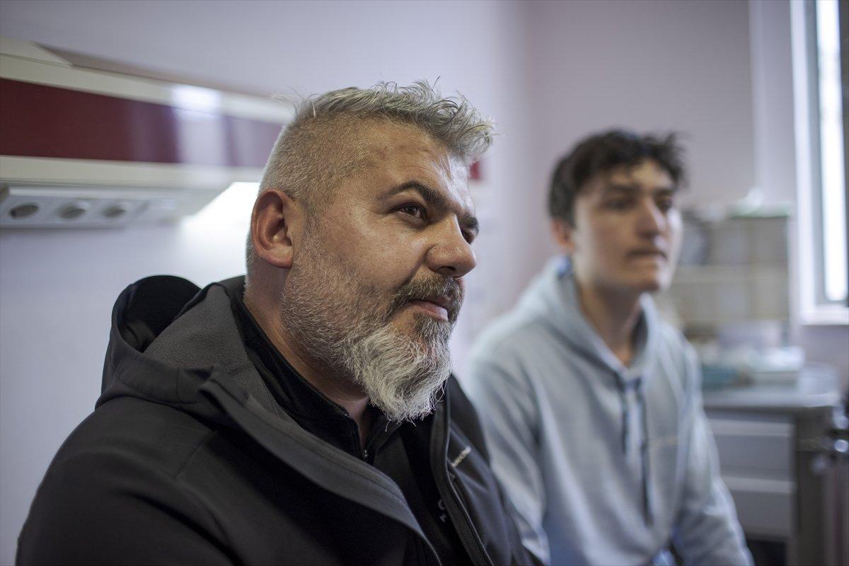 Ankara'da, kunduracı göğsü hastalığından kapalı ameliyat ile kurtuldu