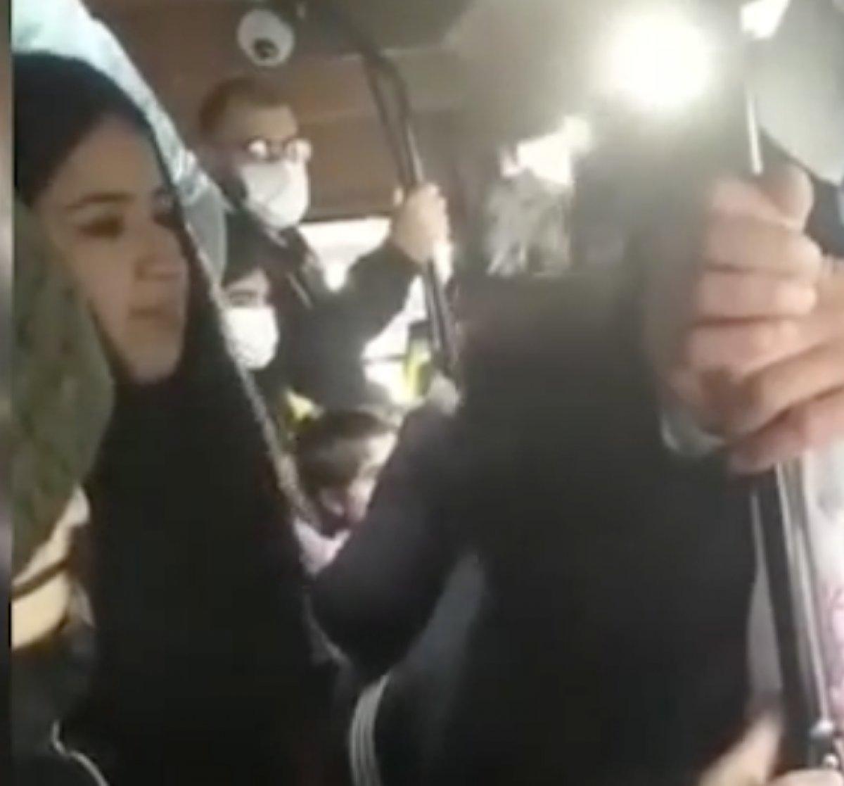 Büyükçekmece'de minibüste maske tartışması