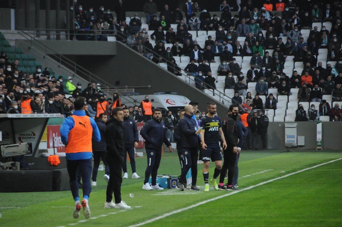 Serdar Dursun kırık şüphesiyle hastaneye kaldırıldı