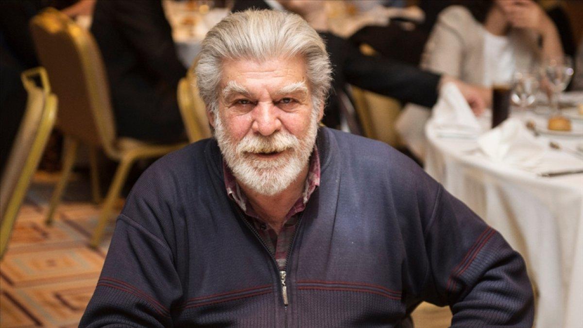 Oyuncu Cemil Özbayer hayatını kaybetti