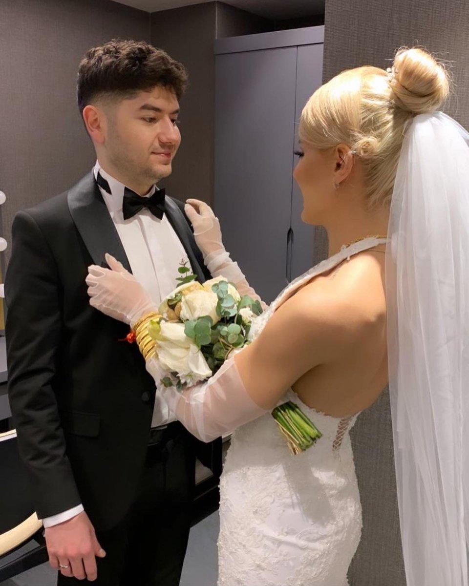 Atakan Özyurt ile Selen Kaldırım evlendi