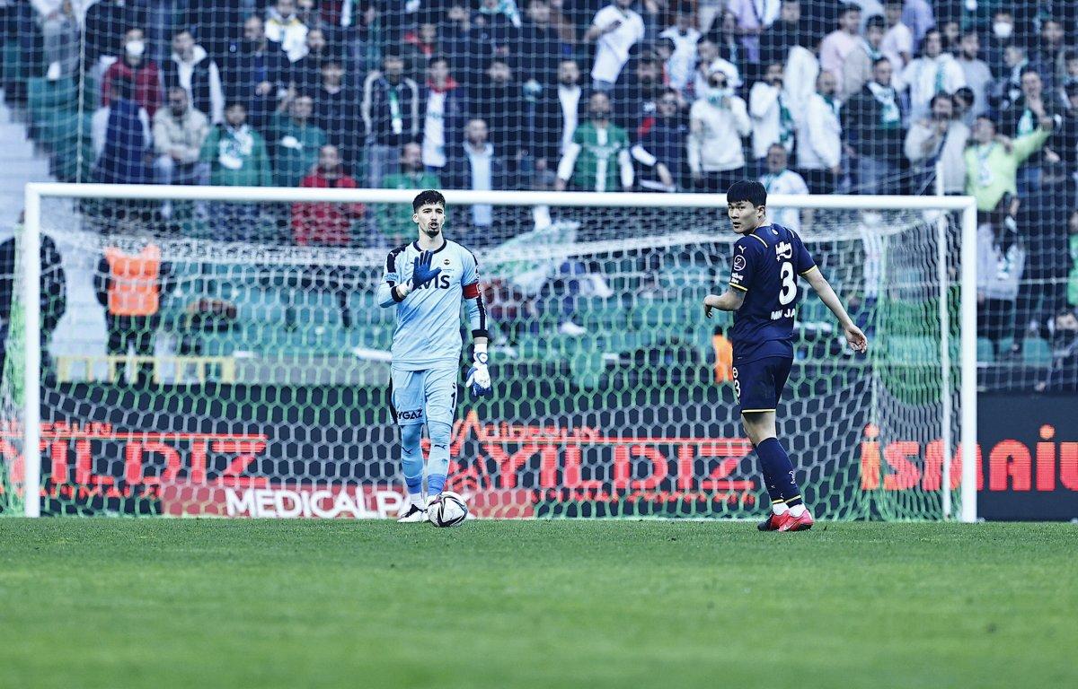 Fenerbahçe'de Altay Bayındır'ın müthiş dönüşü