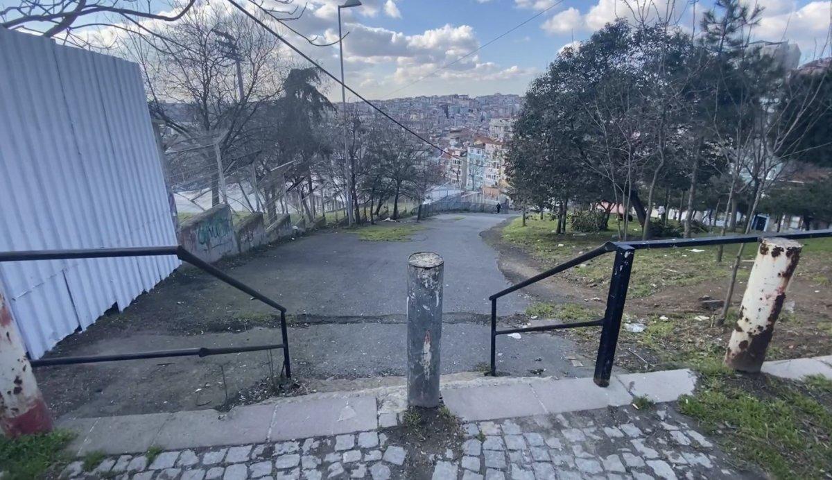 Kasımpaşa’da İranlı genç bıçaklanarak gasbedildi