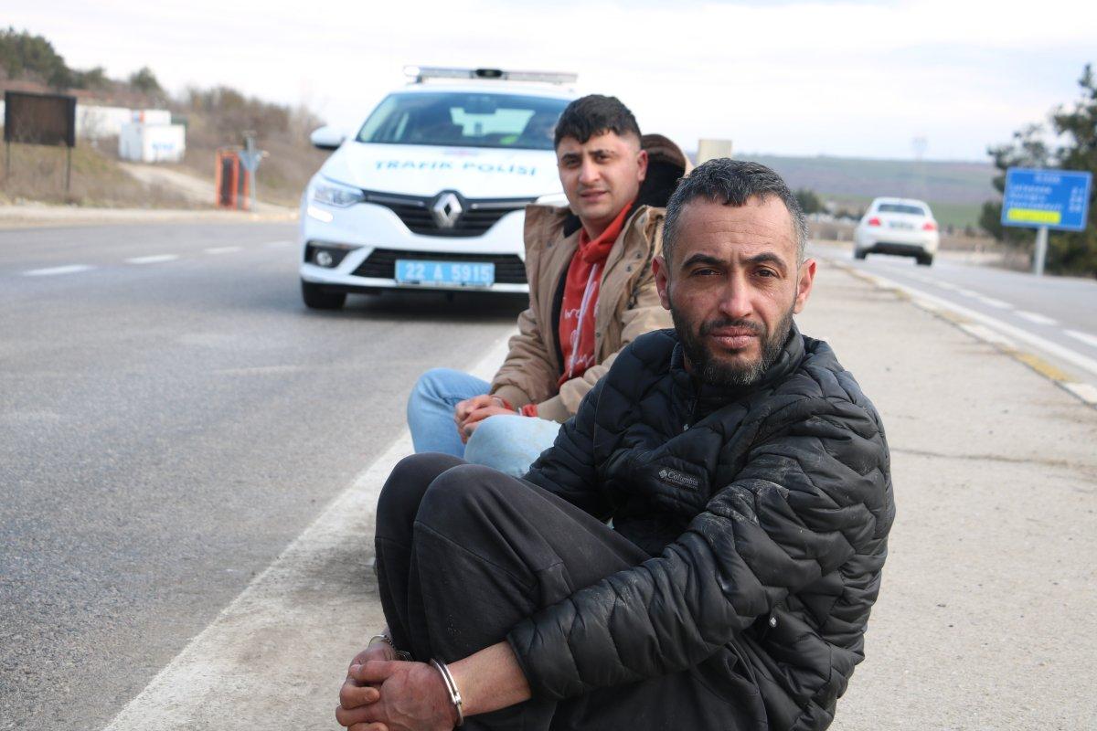 Bulgaristan’da dövüp, Türkiye’ye geri ittiler