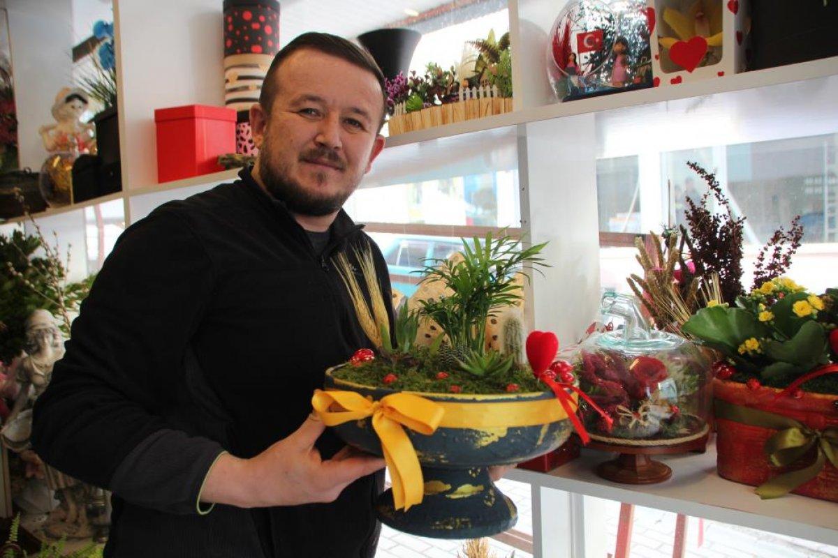 14 Şubat'ta bu yıl çiftlerin gözdesi 5 yıl solmayan gül