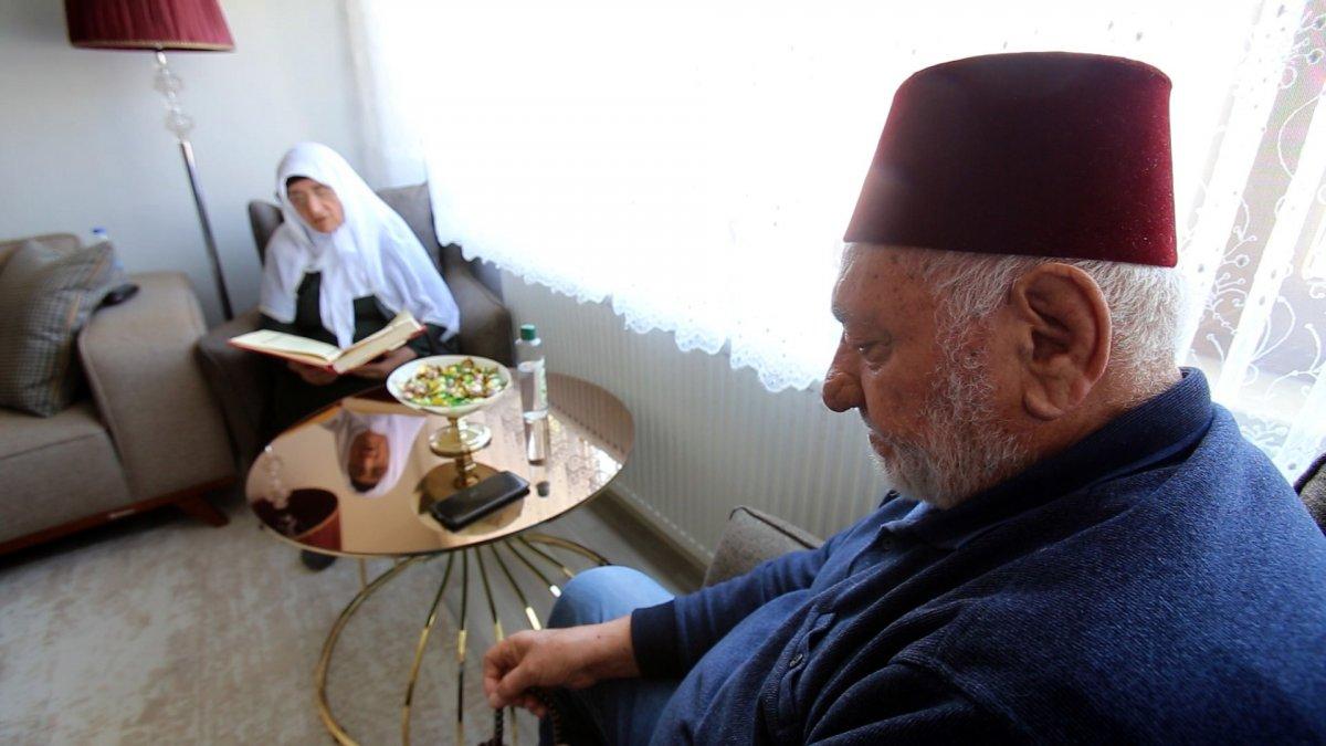 Gümüşhane'de 57 yıllık eşine günde 100 kez 'seni seviyorum' diyor