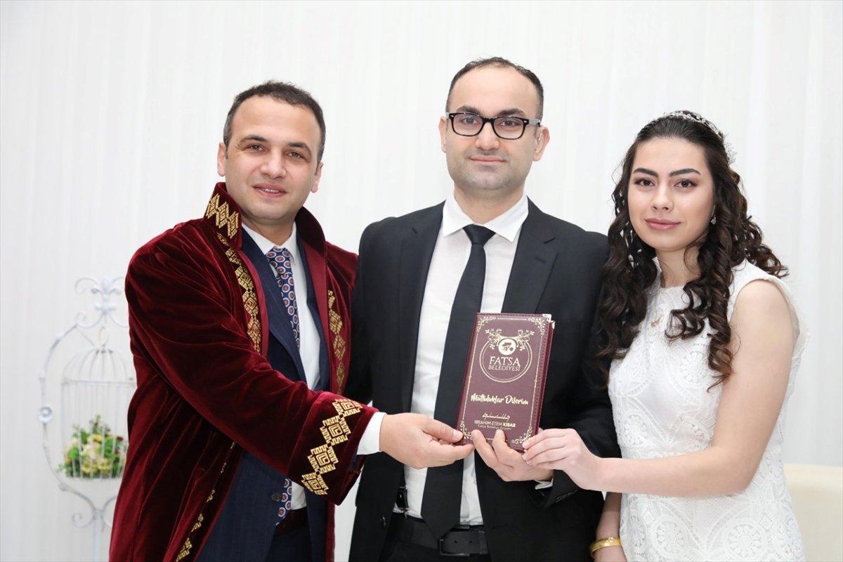 Ordu’da işitme engelli çift, Sevgililer Günü’nde evlendi