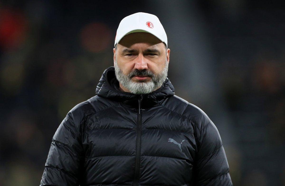 Slavia Prag, teknik direktörsüz İstanbul'da