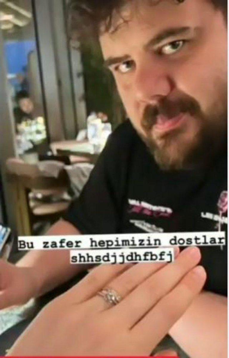 Eser Yenenler, Berfu Yenenler'e yeni tektaş aldı