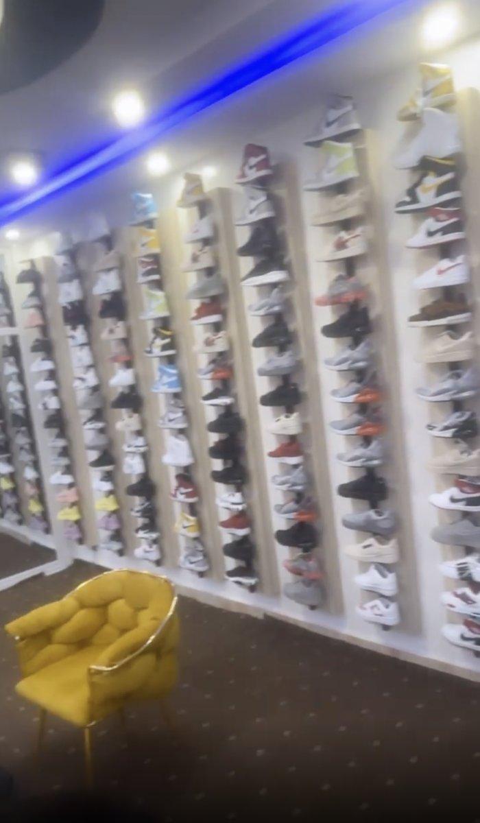 Diagne, ayakkabı dükkanı açtı