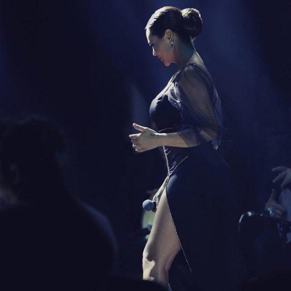 Hülya Avşar, Kaya Çilingiroğlu'nu paylaştı