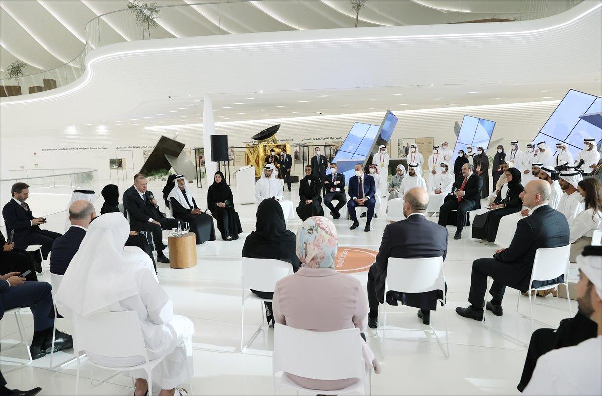 Cumhurbaşkanı Erdoğan, BAE'de gençlerle buluştu