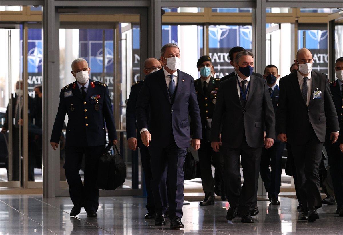 Hulusi Akar, NATO Karargahı'nda