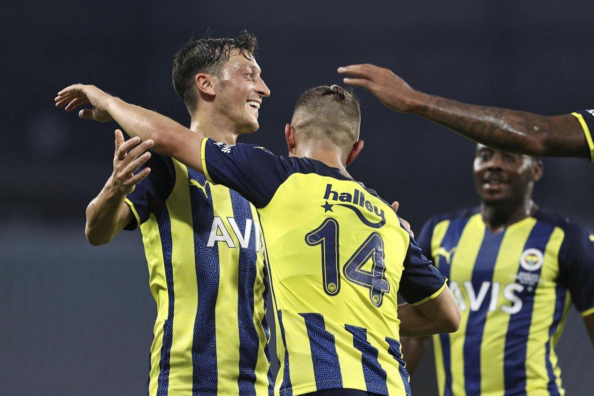Fenerbahçe - Slavia Prag maçı öncesi kadrolarda son durum