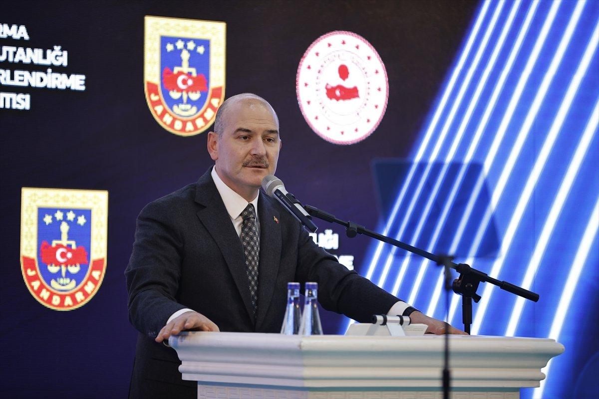 Süleyman Soylu: Dağdaki silahlı eleman sayısı 150 seviyelerinde