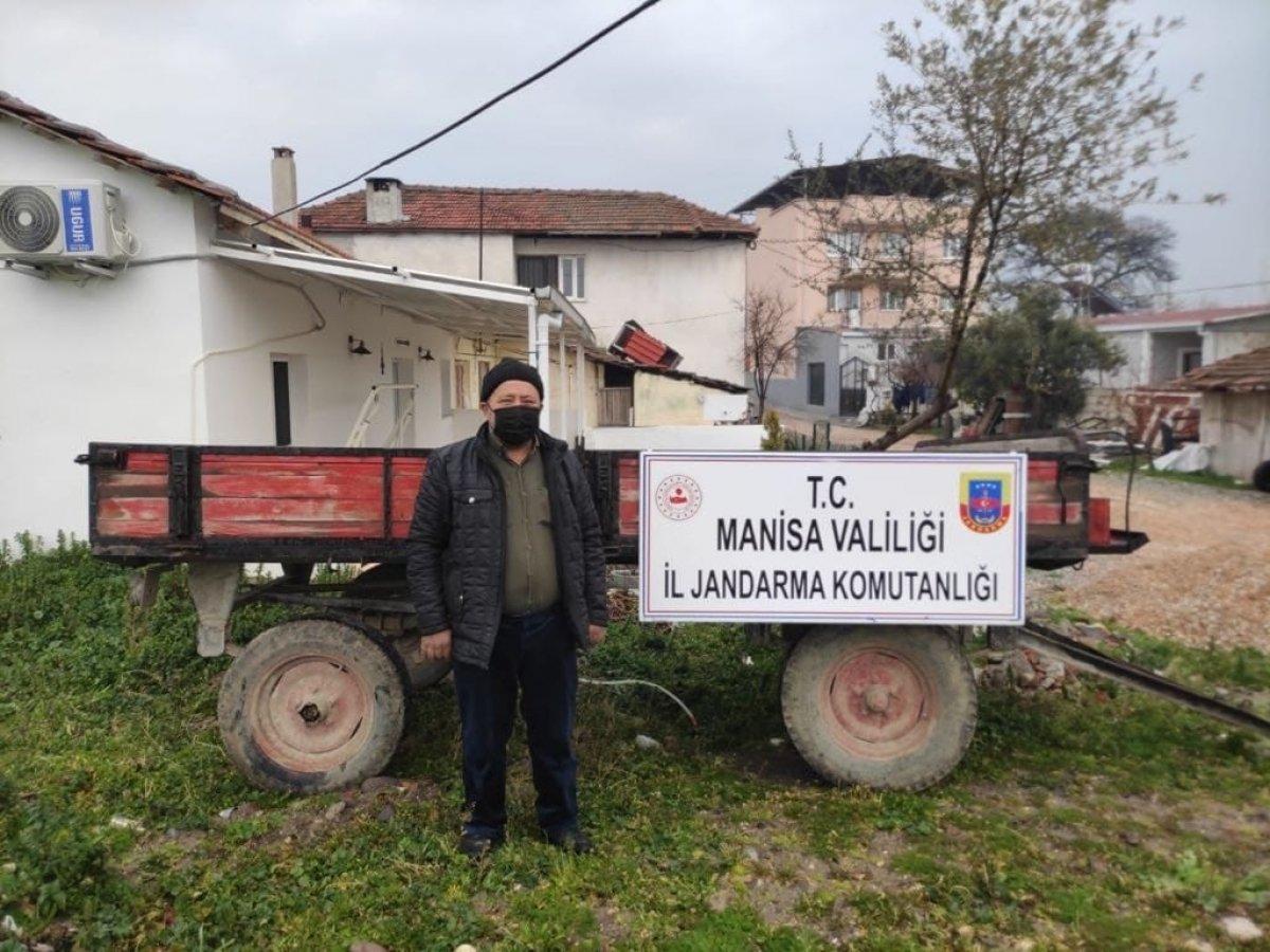 Manisa'da iki hırsız düşürdüğü telefon sayesinde yakayı ele verdi