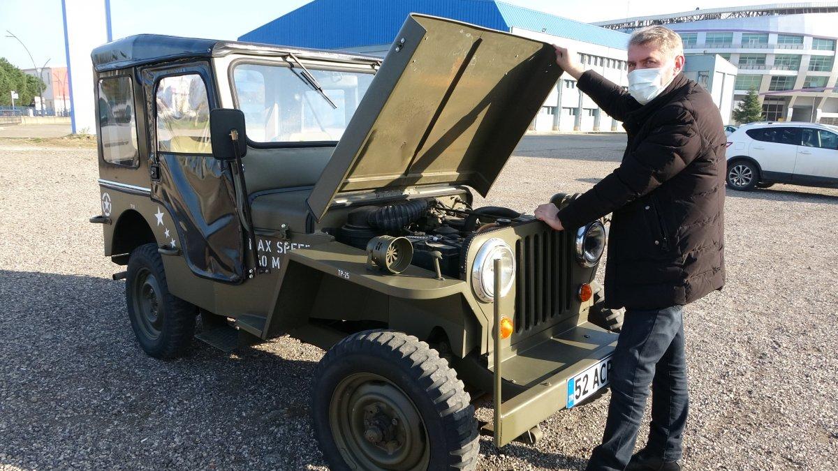 Ordu'da hurdalıktan aldığı cipi ,70 yıl önceki haline çevirdi