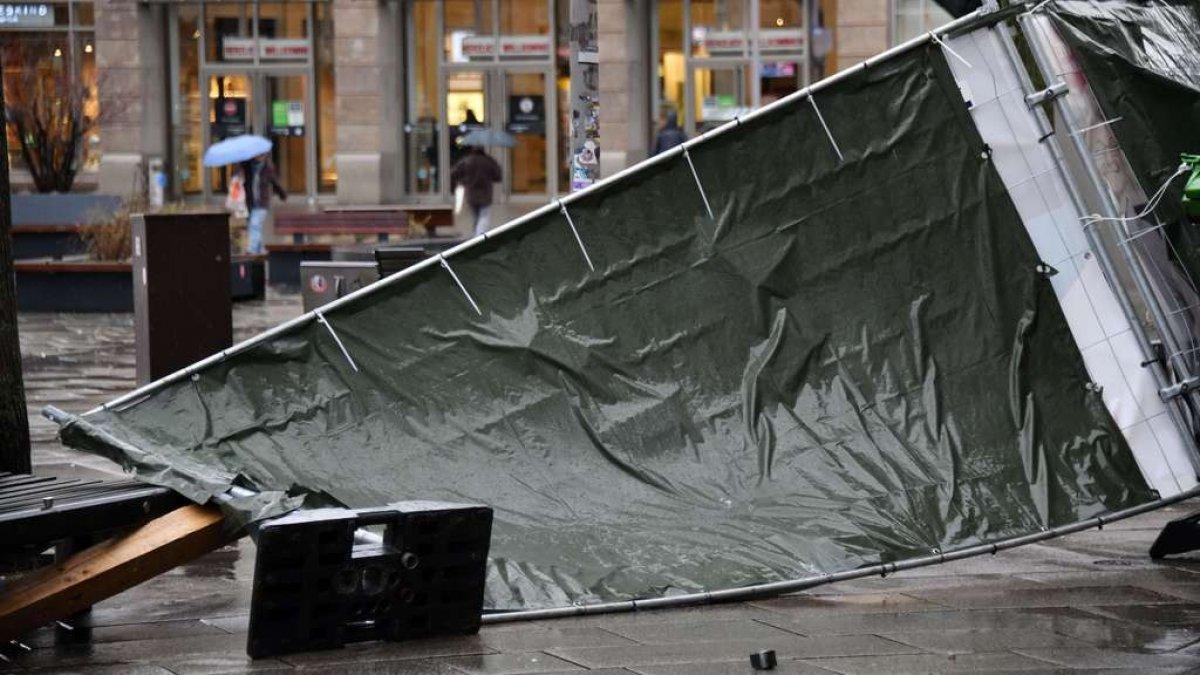 Almanya'da kuvvetli fırtına, can kayıplarına yol açtı