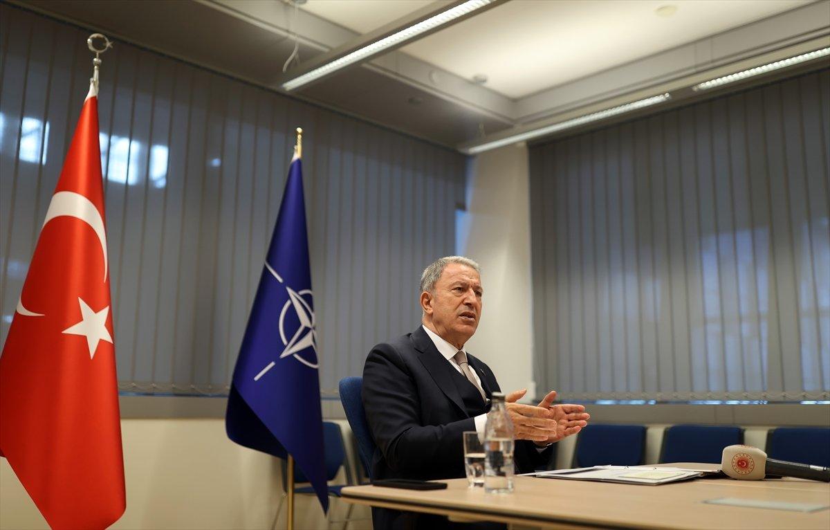 Hulusi Akar'dan Rusya-Ukrayna gerginliği değerlendirmesi