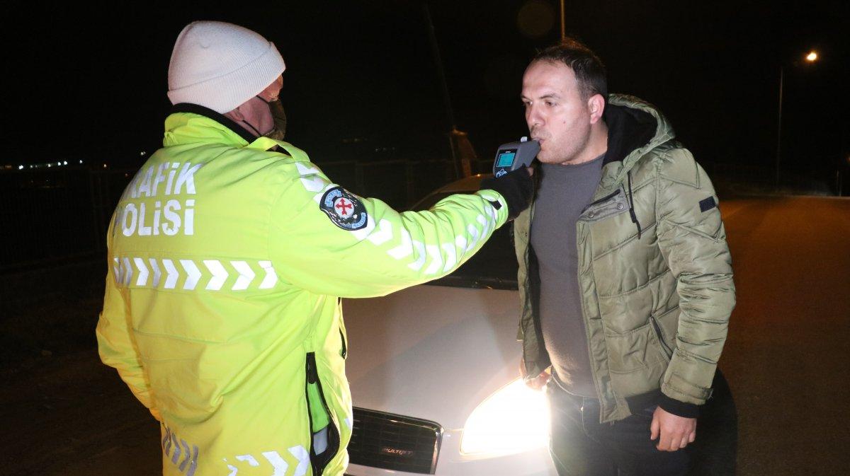 Edirne'de denetime giren sürücülerden savunmalar