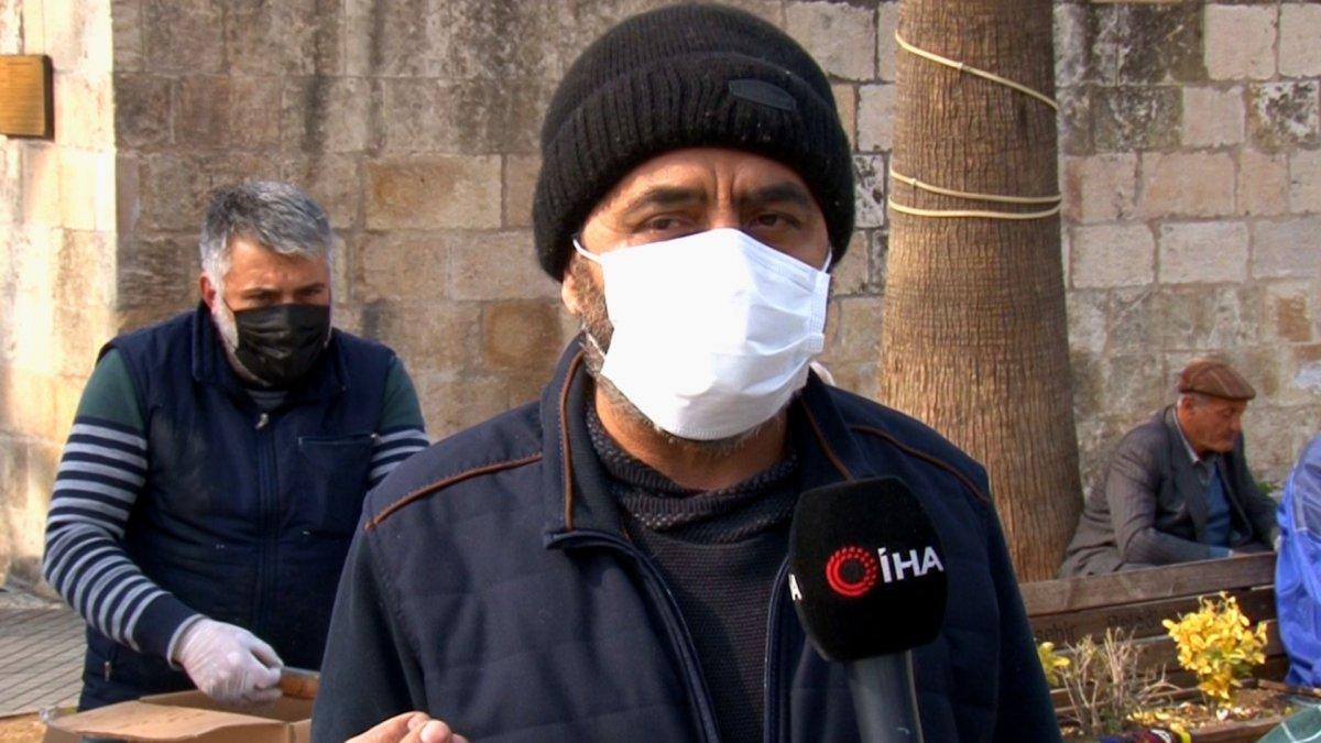 Kahramanmaraş'ta Cumhurbaşkanı Erdoğan için lokma dağıttılar