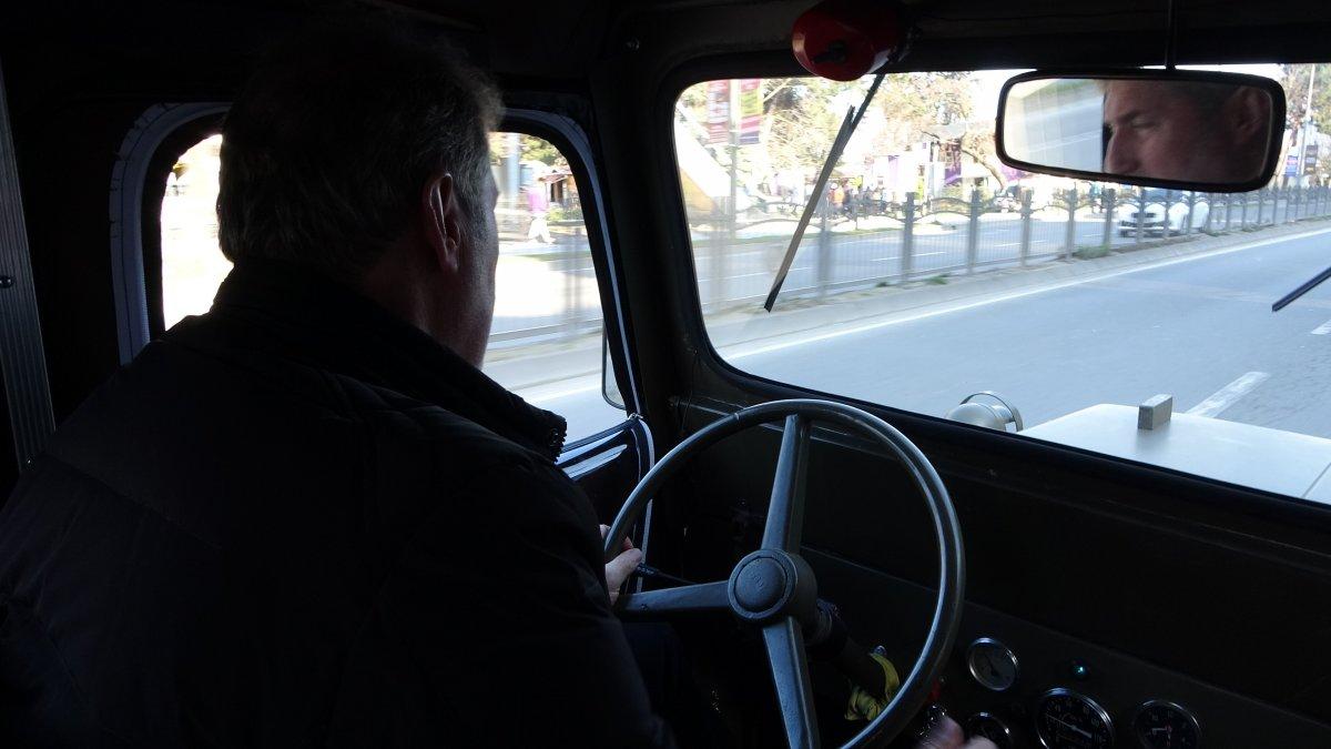 Ordu'da hurdalıktan aldığı cipi ,70 yıl önceki haline çevirdi